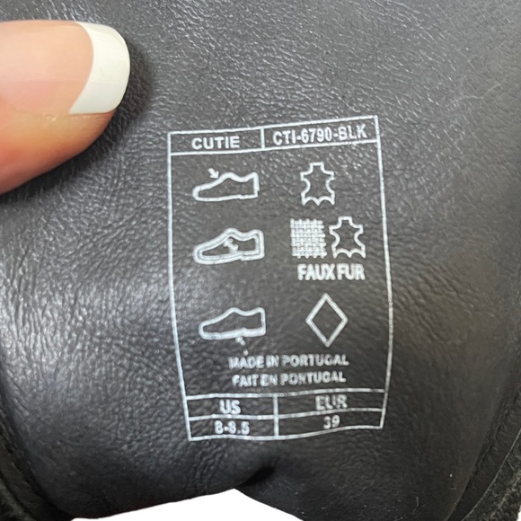 Taos CutieWomen’s Black Leather Hiking Gorpcore Size 8.5 - Picture 12 of 12